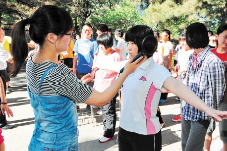 金屬探測儀最嚴格安檢把關吉林省高考考場[圖]